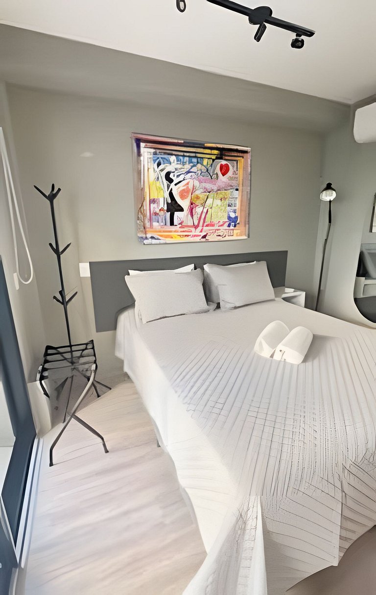 403 - Studio novo, iluminado e super aconchegante