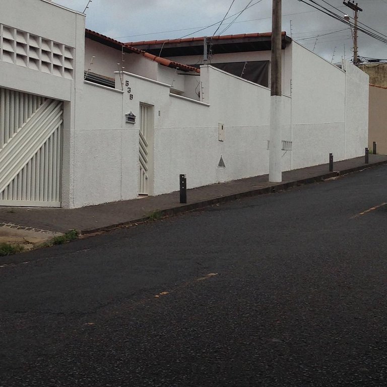 Casa de esquina bairro Martins