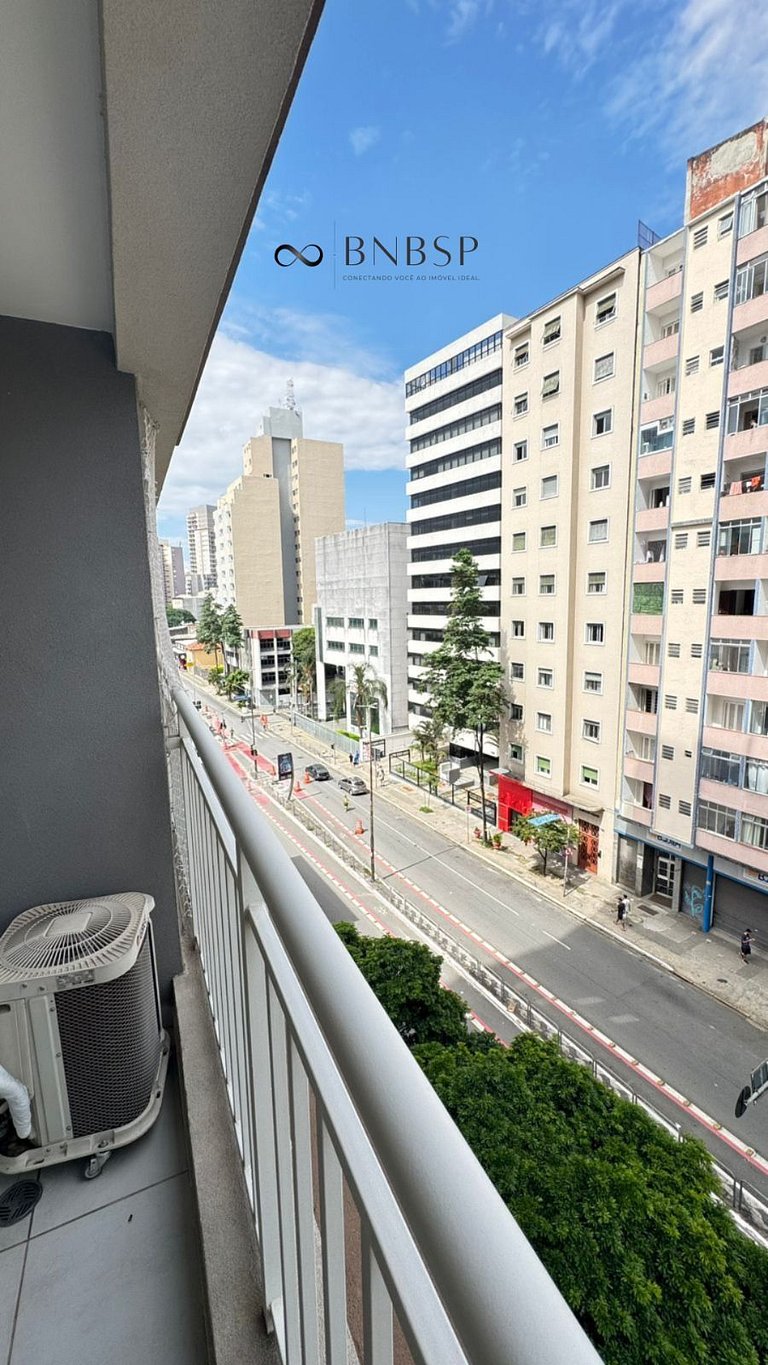 Apto 1 Dorm a Passos do Metrô Liberdade