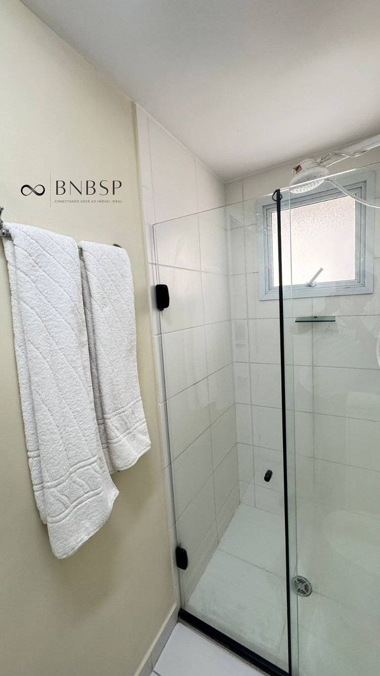 Apto 1 Dorm a Passos do Metrô Liberdade